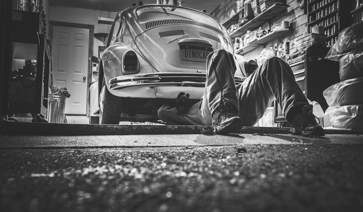 Nette garage met gereedschap op een pegboard en duidelijk ingedeelde zones