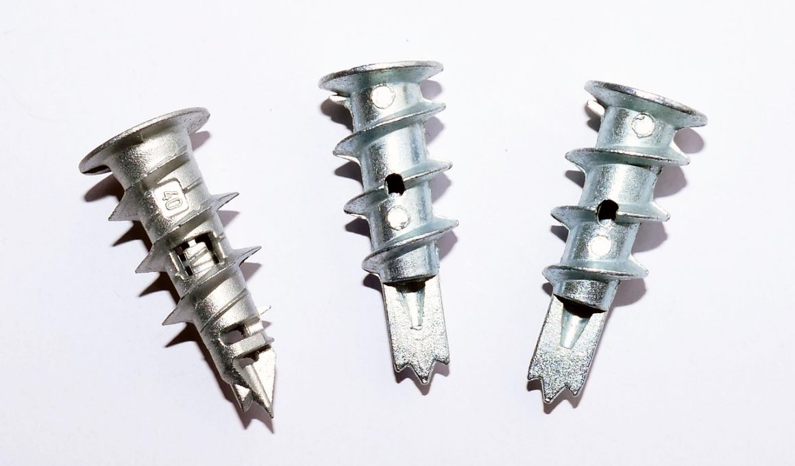 Aannemer aan het werk tijdens een verbouwing in een woning