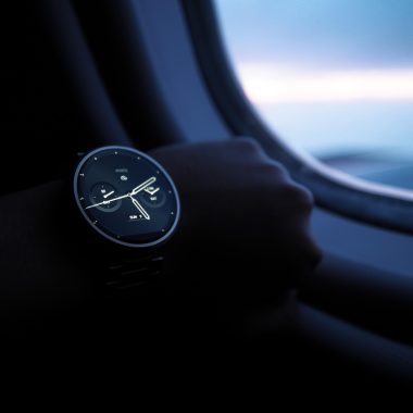 Een goedkope smartwatch om de pols tijdens dagelijks gebruik